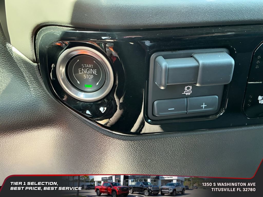 Used 2025 GMC Sierra 1500 Elevation image 36
