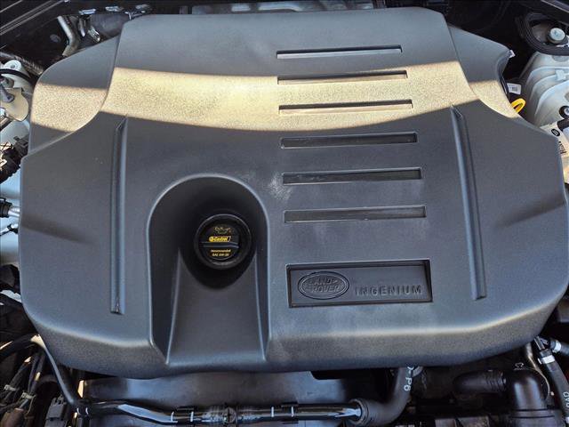 Used 2023 Land Rover Defender 110 X-Dynamic SE image 21