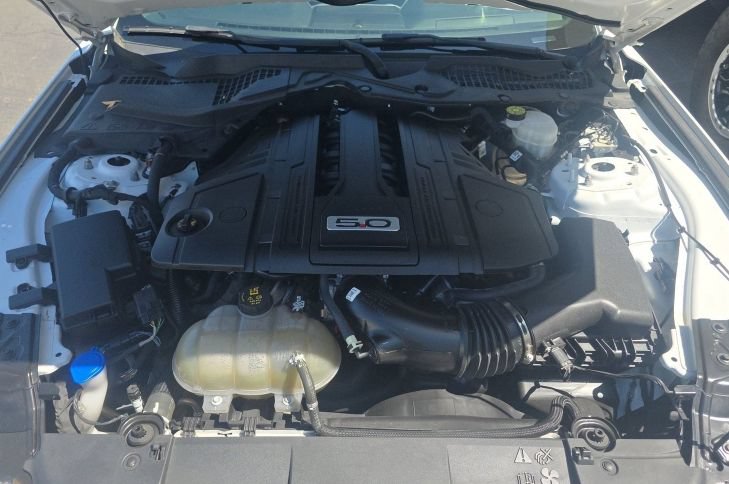Used 2022 Ford Mustang GT Premium w/ Equipment Group 401A RWD image 5