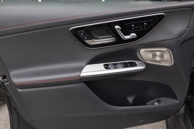 Used 2025 Mercedes-Benz GLC 43 AMG 4MATIC image 14