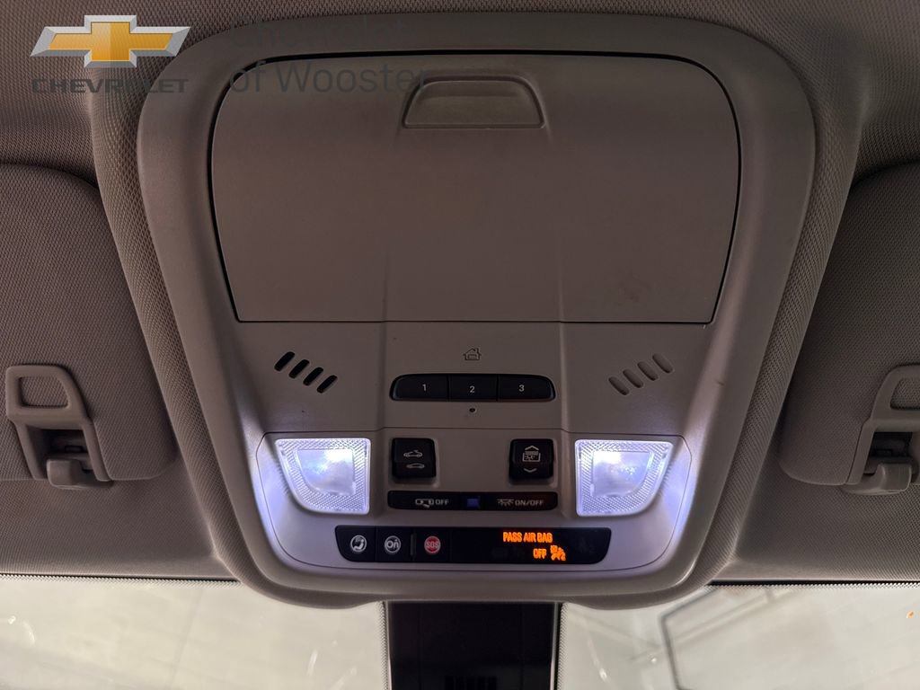 Used 2020 Chevrolet Equinox LT image 16