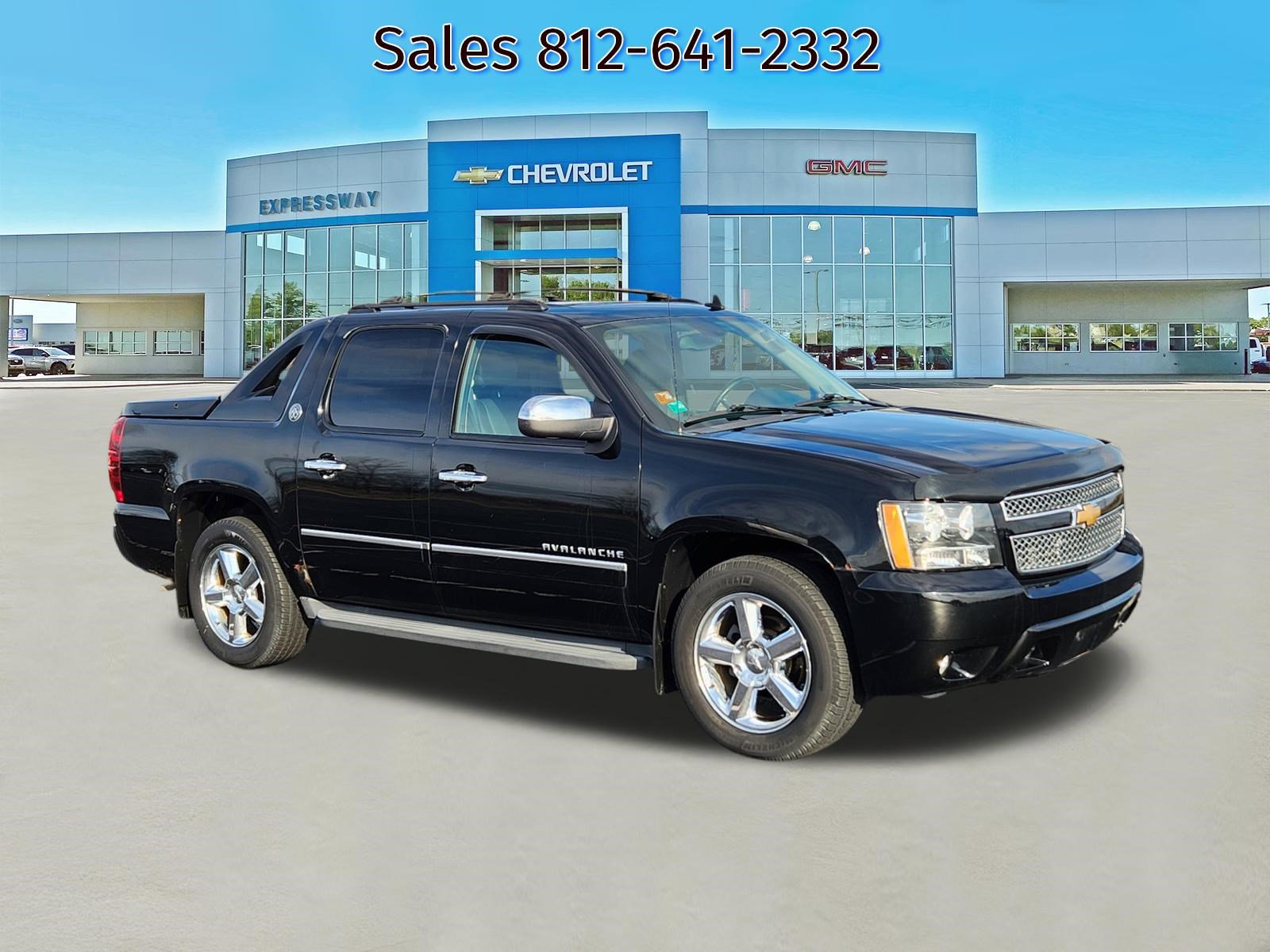 Used 2013 Chevrolet Avalanche LTZ AWD/4WD image 1