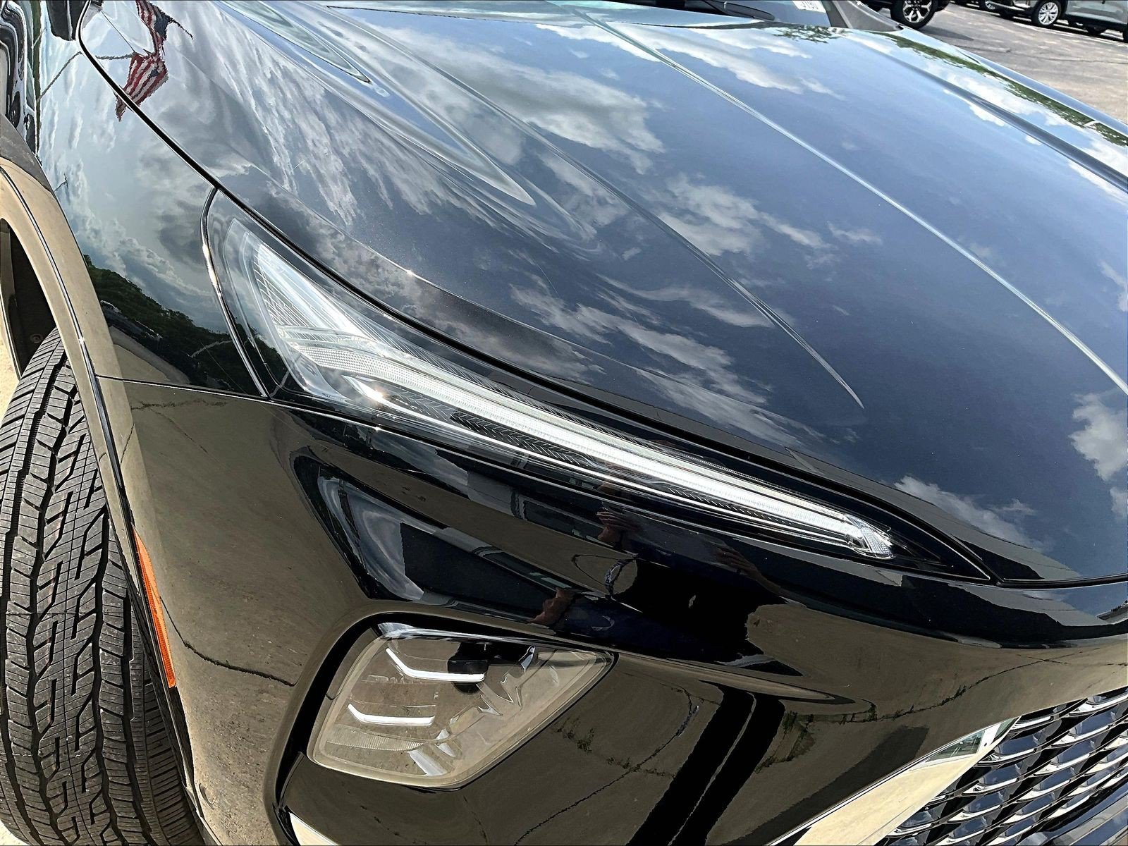 New 2026 Buick Enclave Avenir w/ Super Cruise Package FWD image 8