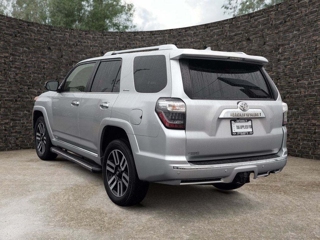 Used 2019 Toyota 4Runner SR5 RWD image 5