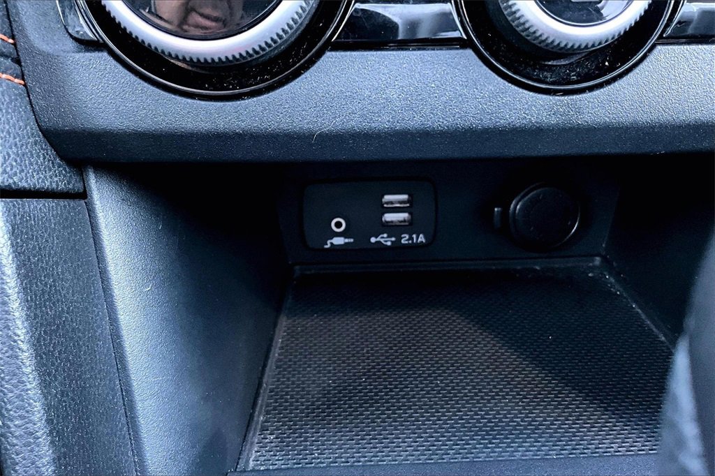 Used 2020 Subaru Crosstrek 2.0i Limited w/ Moonroof Package image 16