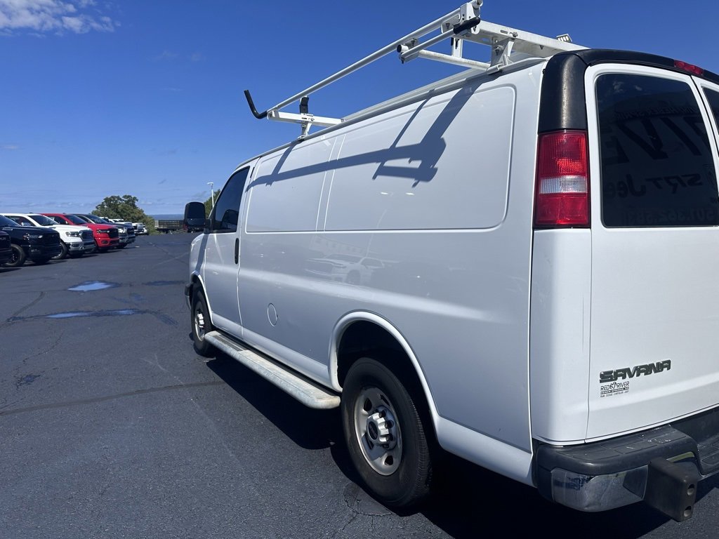 Used 2020 GMC Savana 2500 w/ Driver Convenience Package image 10