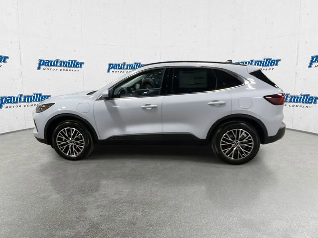 New 2025 Ford Escape SE w/ PHEV Premium Package image 6