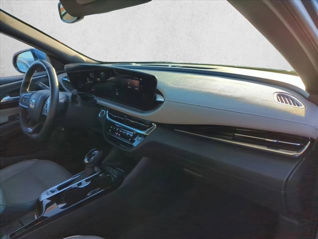 Used 2024 Buick Envista Avenir image 24