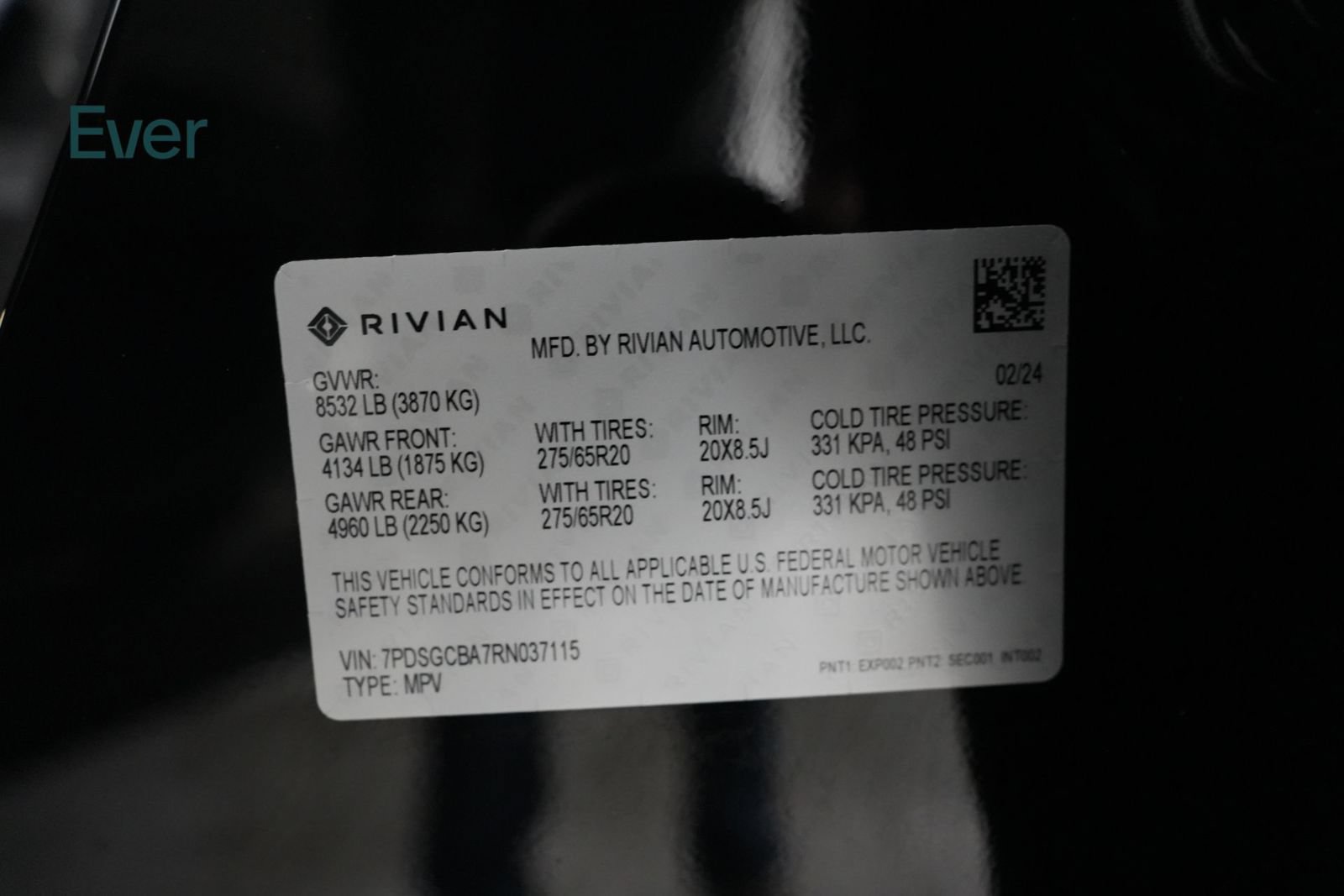 Used 2024 Rivian R1S Adventure AWD/4WD image 31