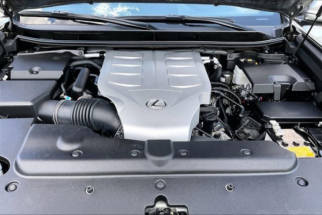 Used 2023 Lexus GX 460 Premium w/ Accessory Package image 22