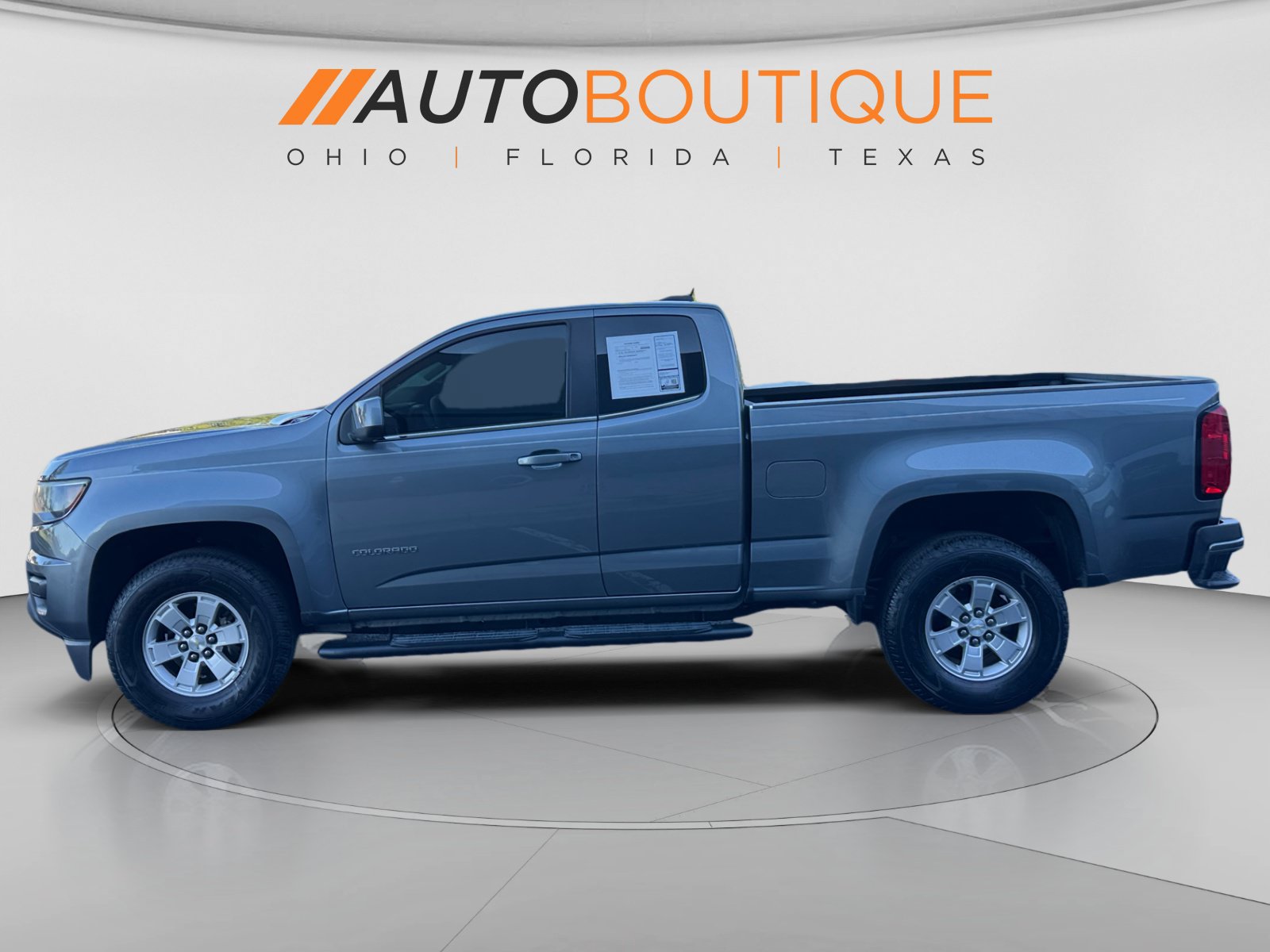 Used 2020 Chevrolet Colorado W/T w/ WT Convenience Package RWD image 2