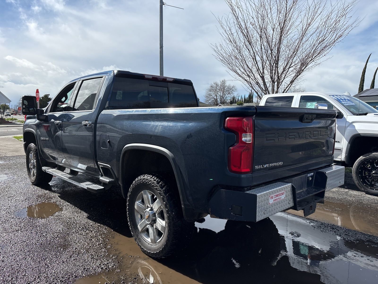 Used 2022 Chevrolet Silverado 2500 LTZ w/ LTZ Plus Package image 3