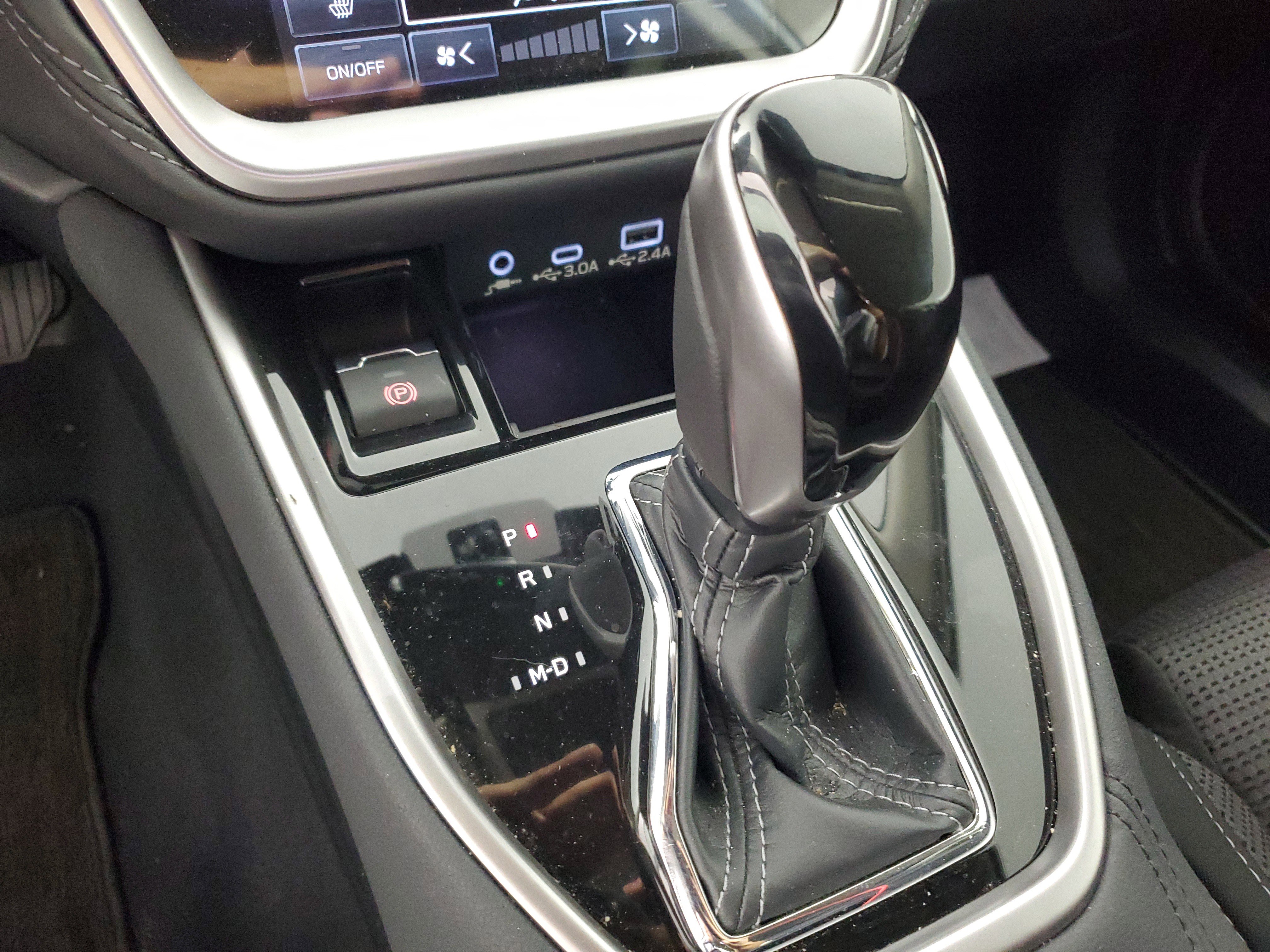 Used 2025 Subaru Outback Premium image 18