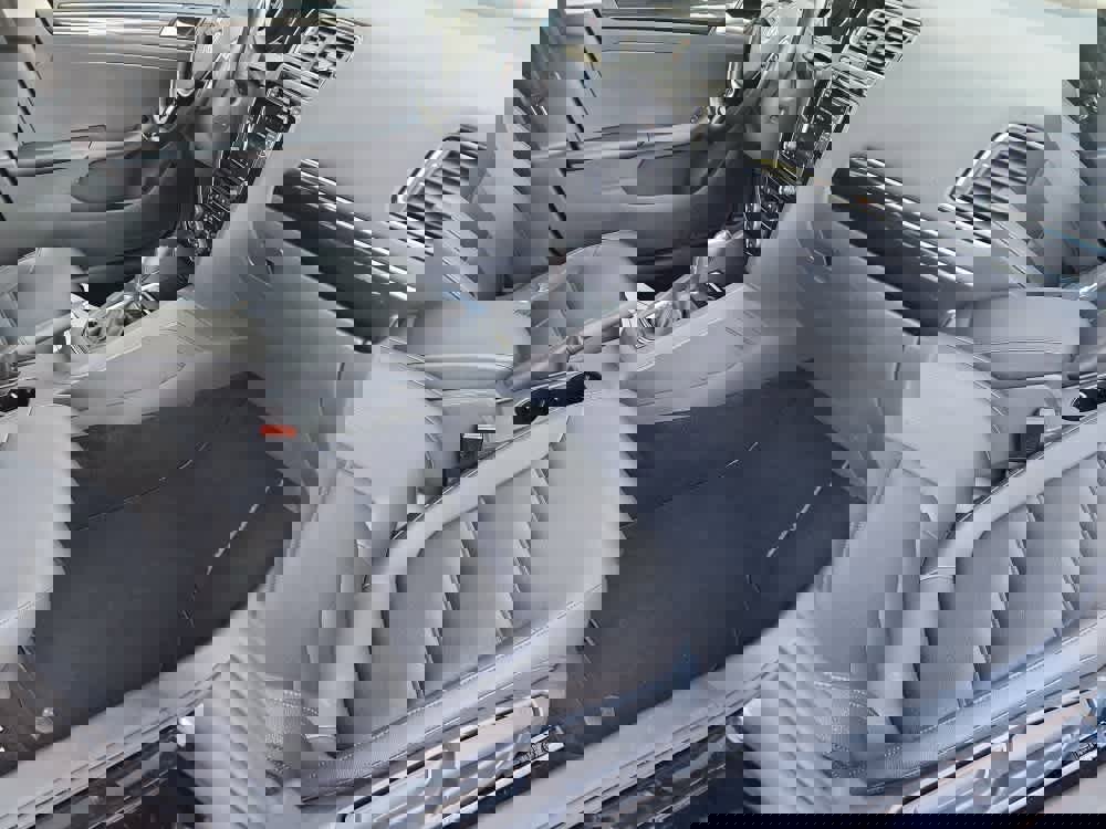 Used 2017 Volkswagen Jetta SEL image 32