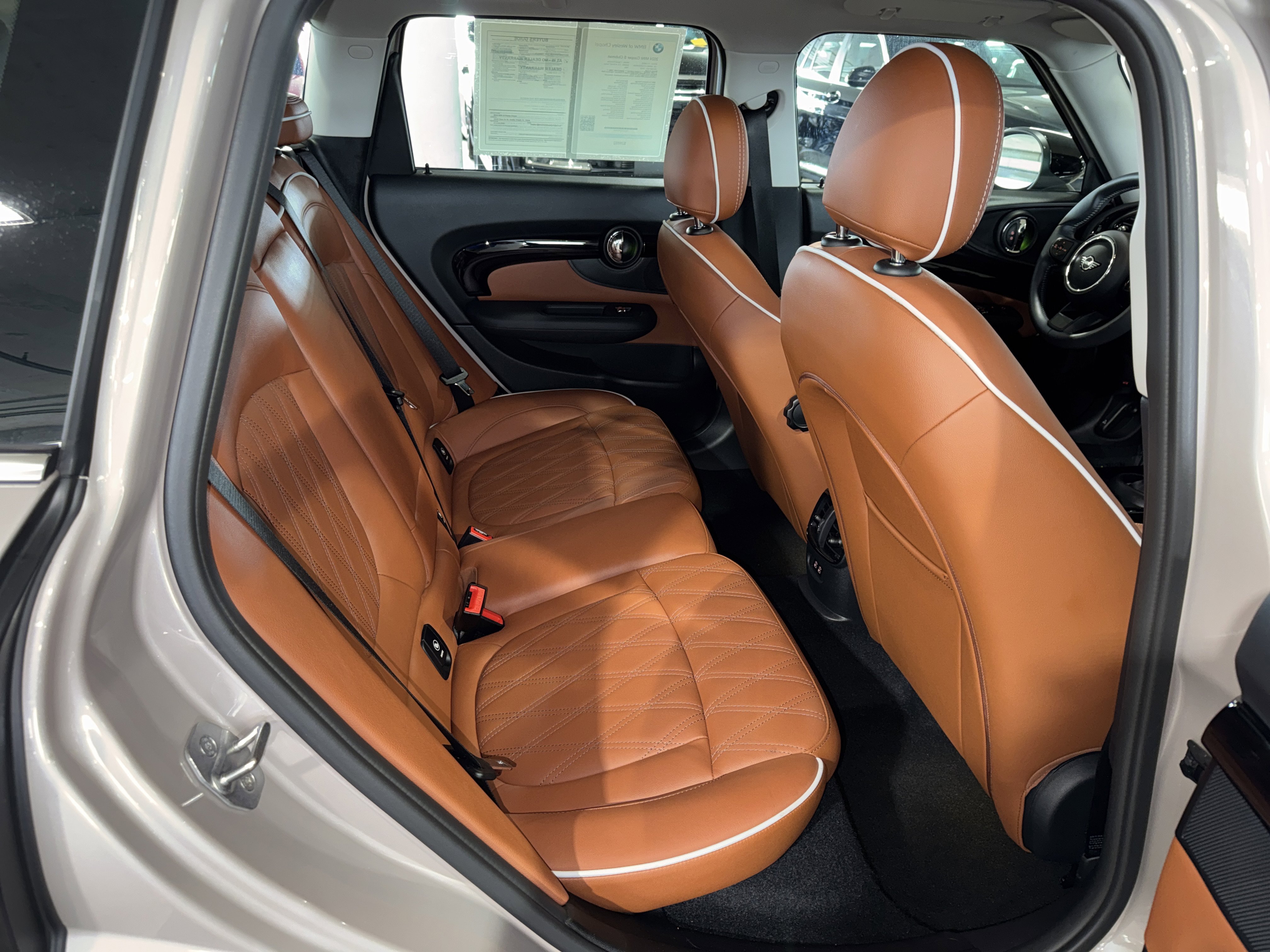 Used 2024 MINI Cooper Clubman S w/ Signature Upholstery Package image 14