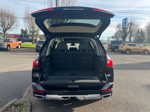 Used 2021 BMW X7 xDrive40i w/ Premium Package image 8