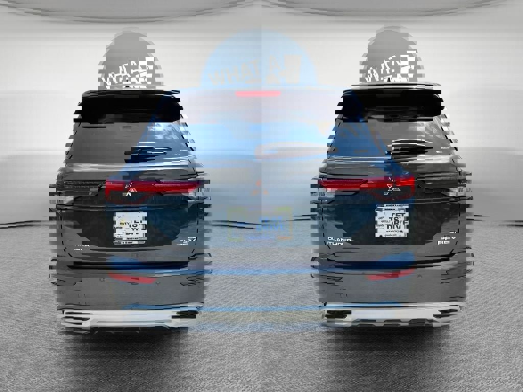 New 2025 Mitsubishi Outlander SEL image 7