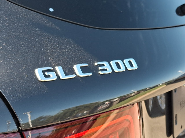 Used 2022 Mercedes-Benz GLC 300 4MATIC image 30