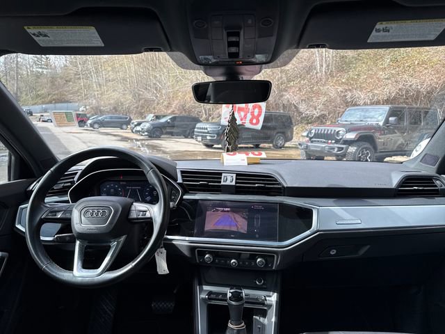 Used 2021 Audi Q3 2.0T Premium image 18