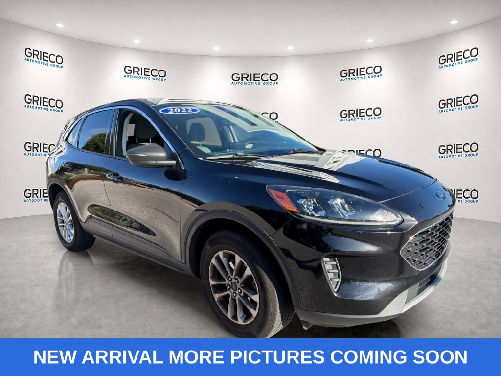 Used 2022 Ford Escape SE w/ Convenience Package