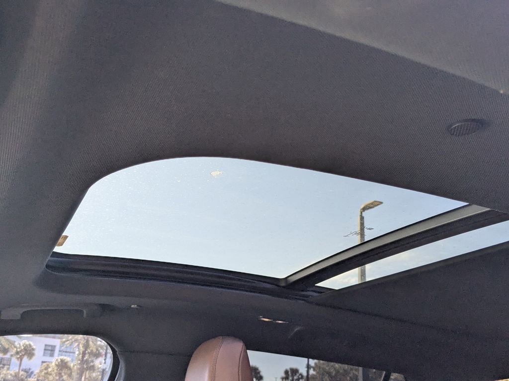 Used 2021 Lincoln Aviator Reserve w/ Equipment Group 201A image 7