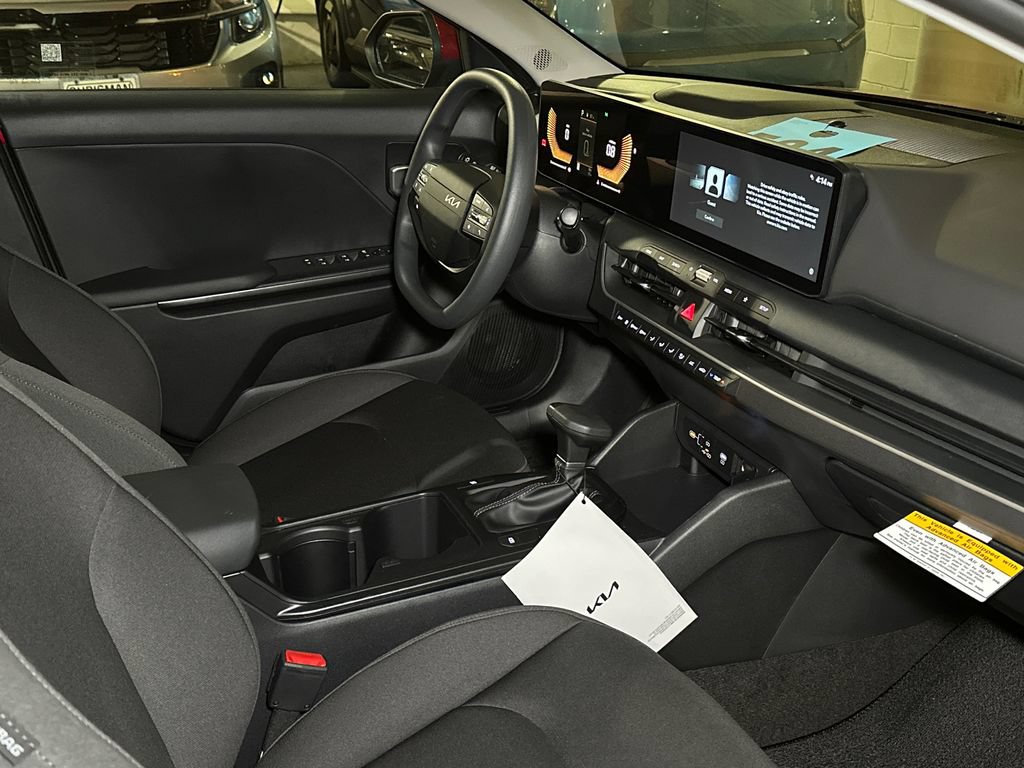 New 2026 Kia K4 FWD image 10