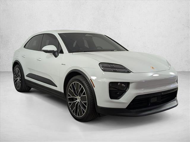 Used 2025 Porsche Macan Electric RWD image 7
