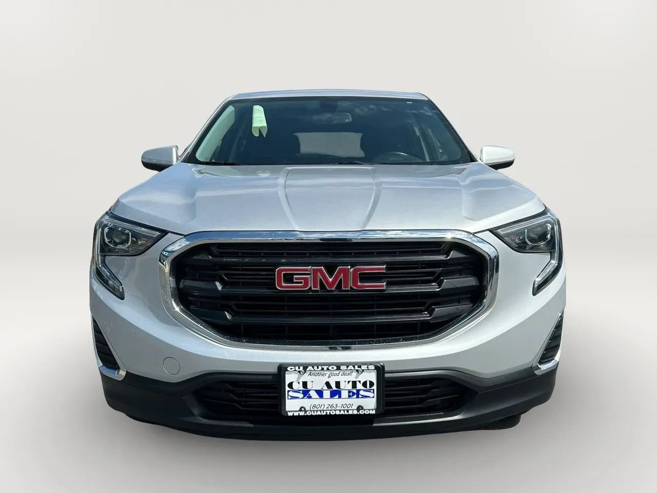 Used 2019 GMC Terrain SLE AWD/4WD image 2