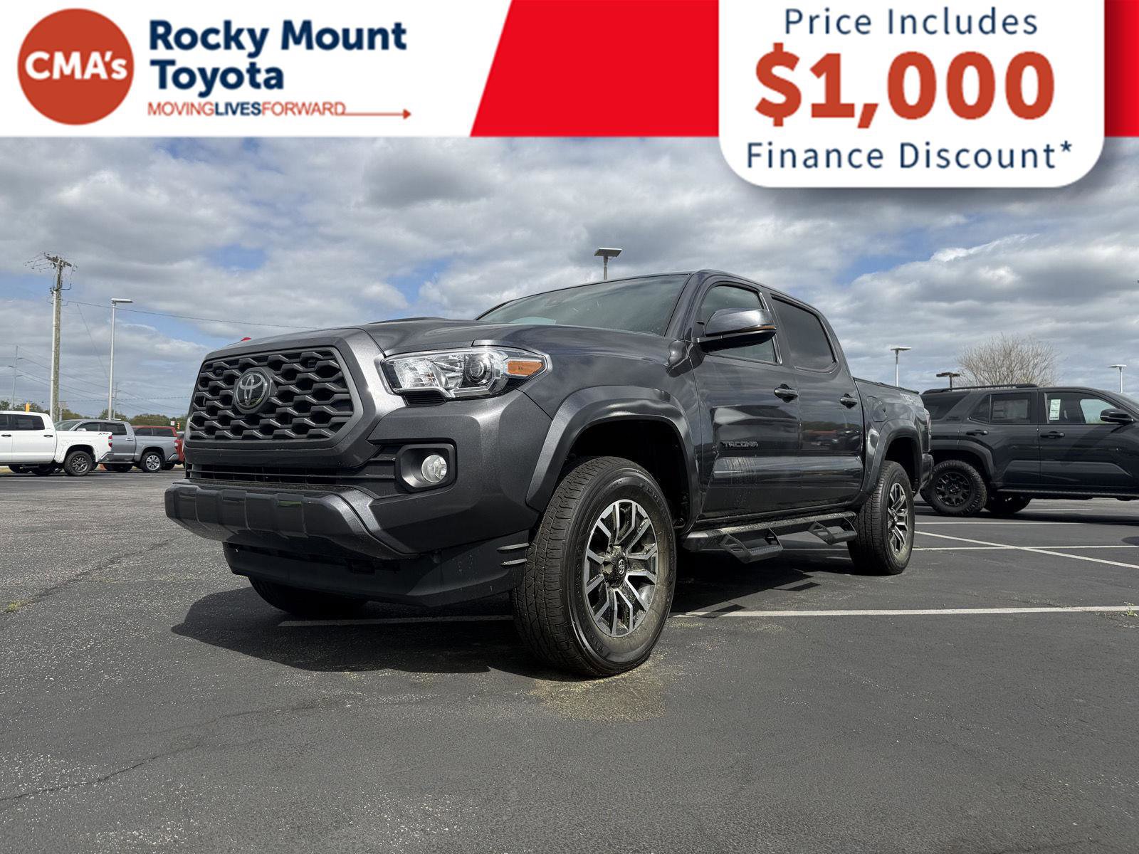 Used 2023 Toyota Tacoma TRD Sport w/ Technology Package image 3