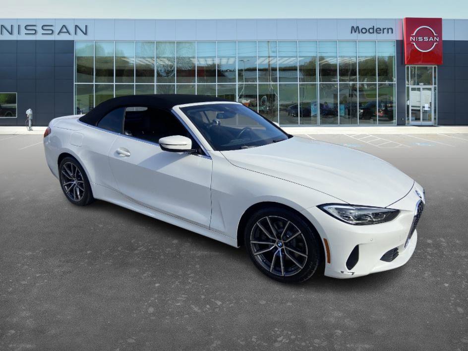 Used 2023 BMW 430i xDrive Convertible image 3