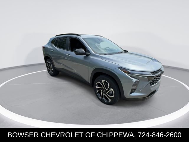 Certified 2025 Chevrolet Trax RS w/ Driver Confidence Package image 3