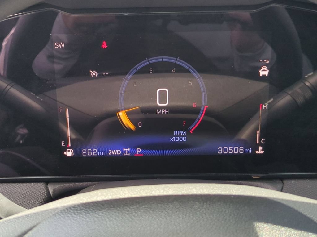 Used 2025 Chevrolet TrailBlazer LT AWD/4WD image 16