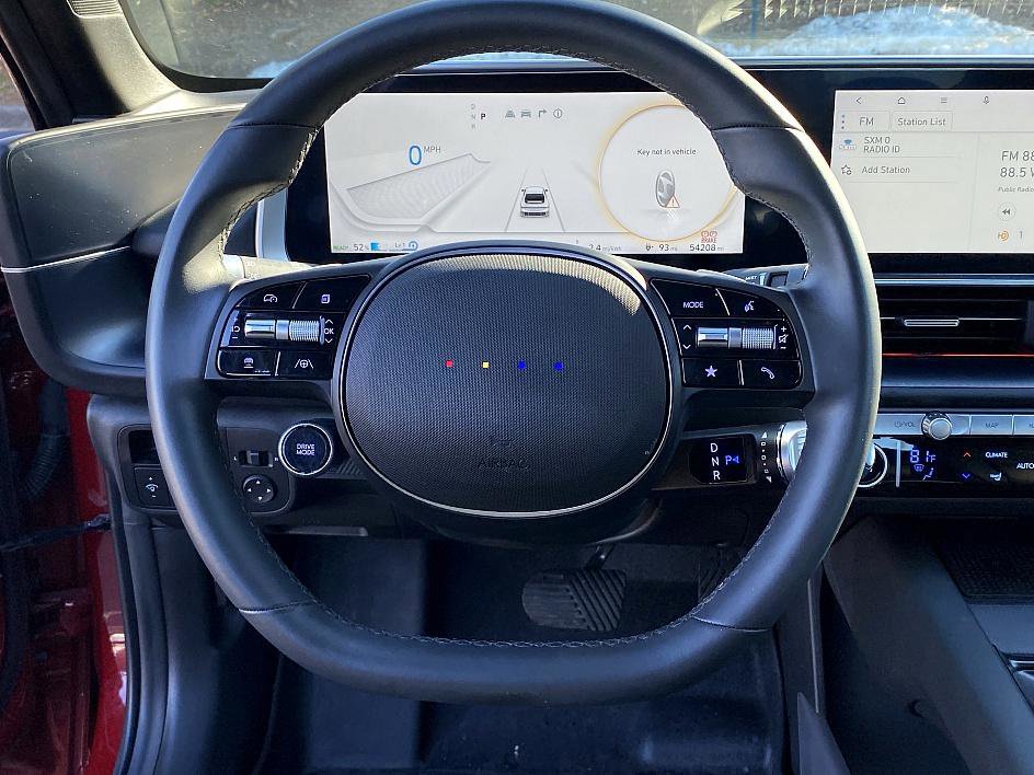 Used 2023 Hyundai Ioniq 6 SEL image 13