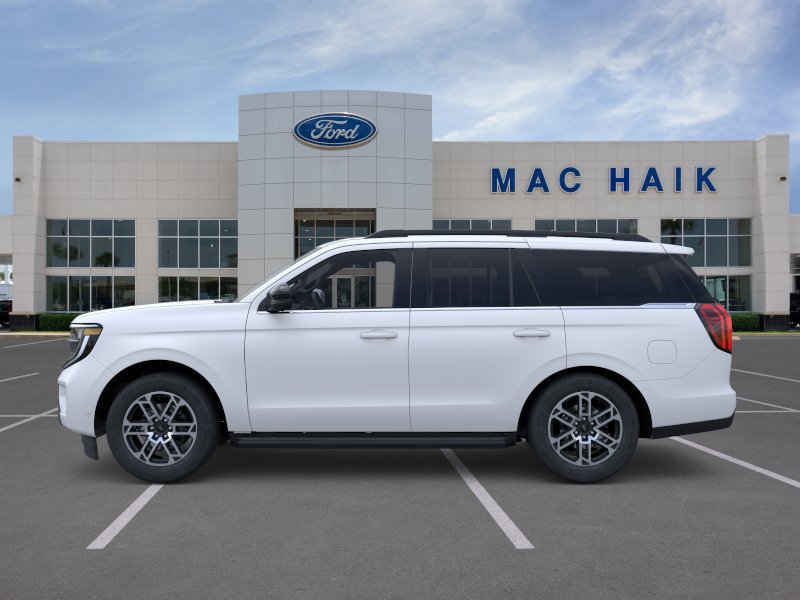 New 2026 Ford Expedition Active RWD image 3