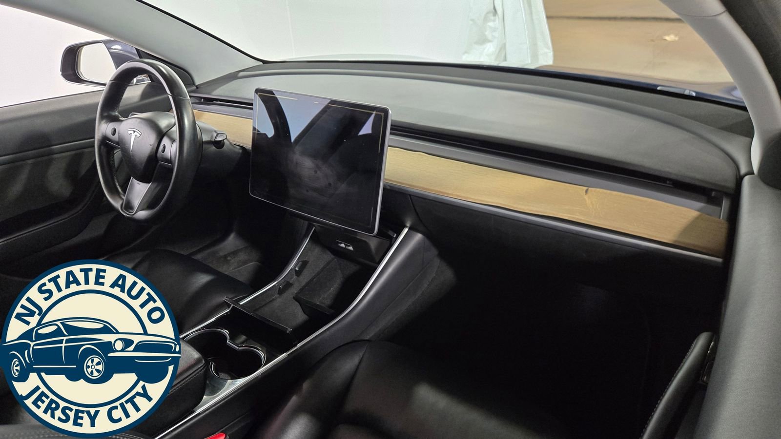 Used 2018 Tesla Model 3 Long Range AWD/4WD image 31