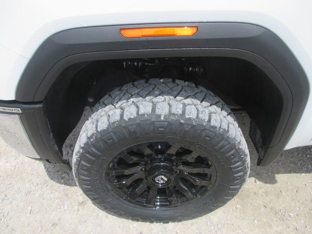 New 2026 GMC Sierra 2500 SLT w/ SLT Convenience Package AWD/4WD image 12