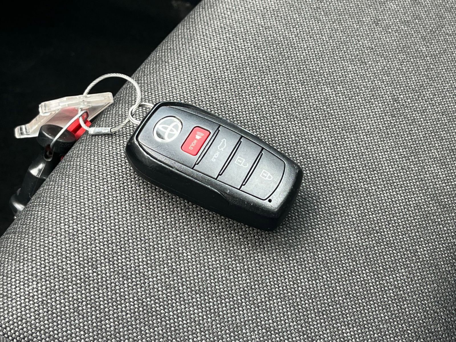 Used 2025 Toyota Camry LE image 21