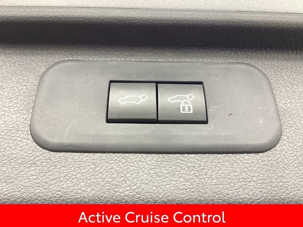 Used 2025 Toyota Grand Highlander AWD image 13