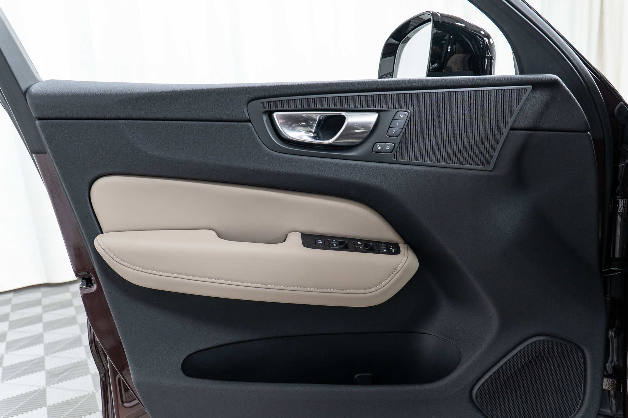 New 2026 Volvo XC60 B5 Core w/ Climate Package image 11