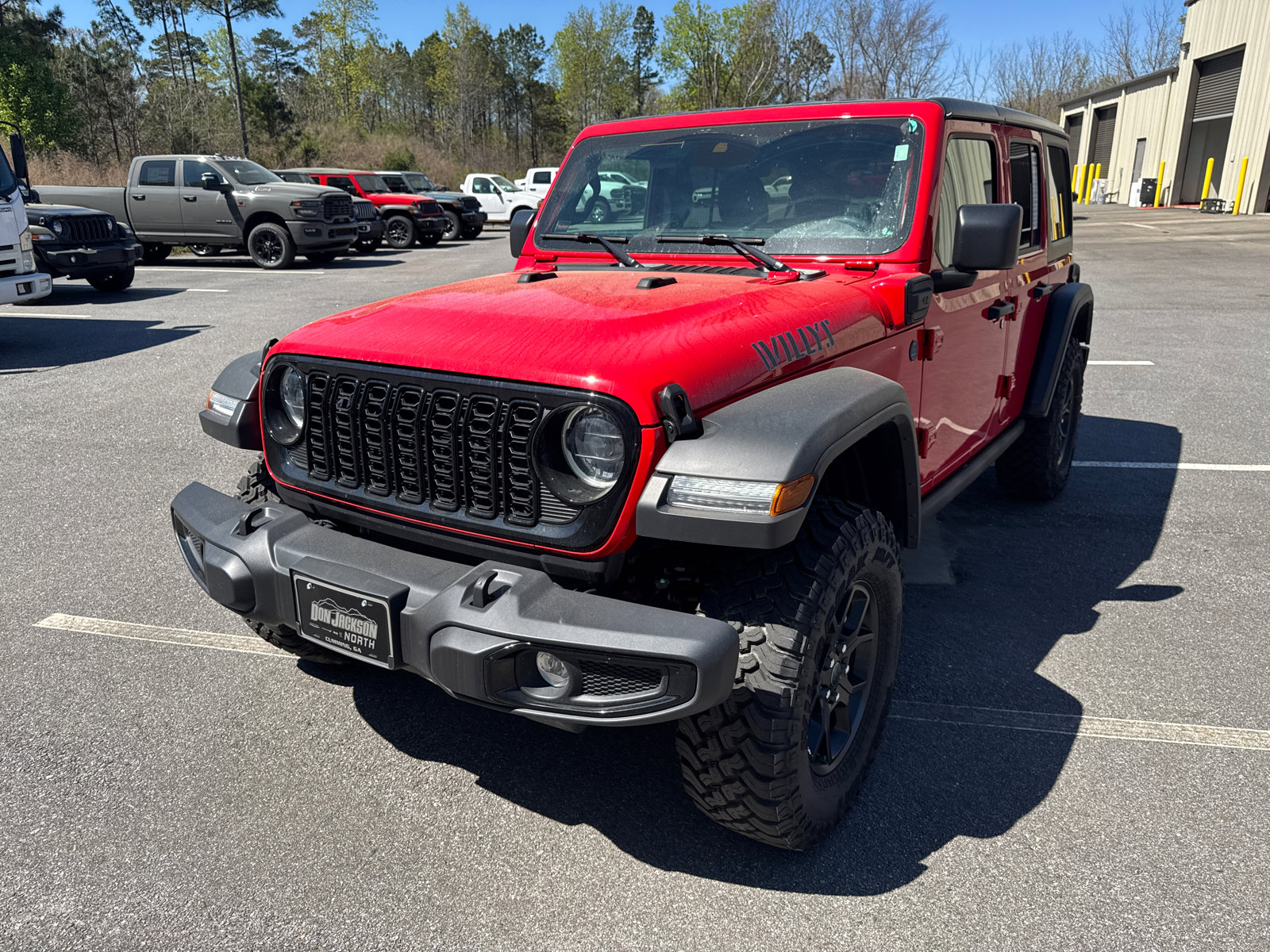 Used 2025 Jeep Wrangler Willys image 2