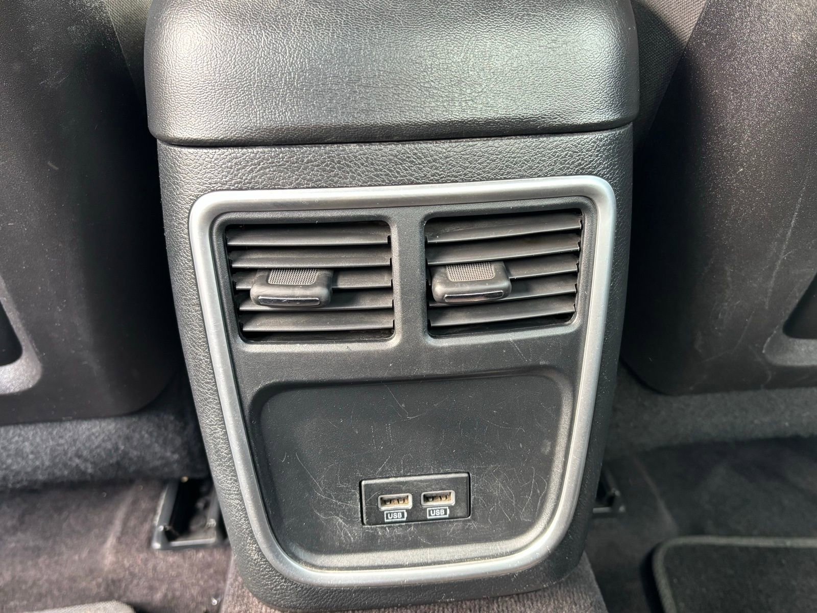 Used 2017 Dodge Charger R/T RWD image 19