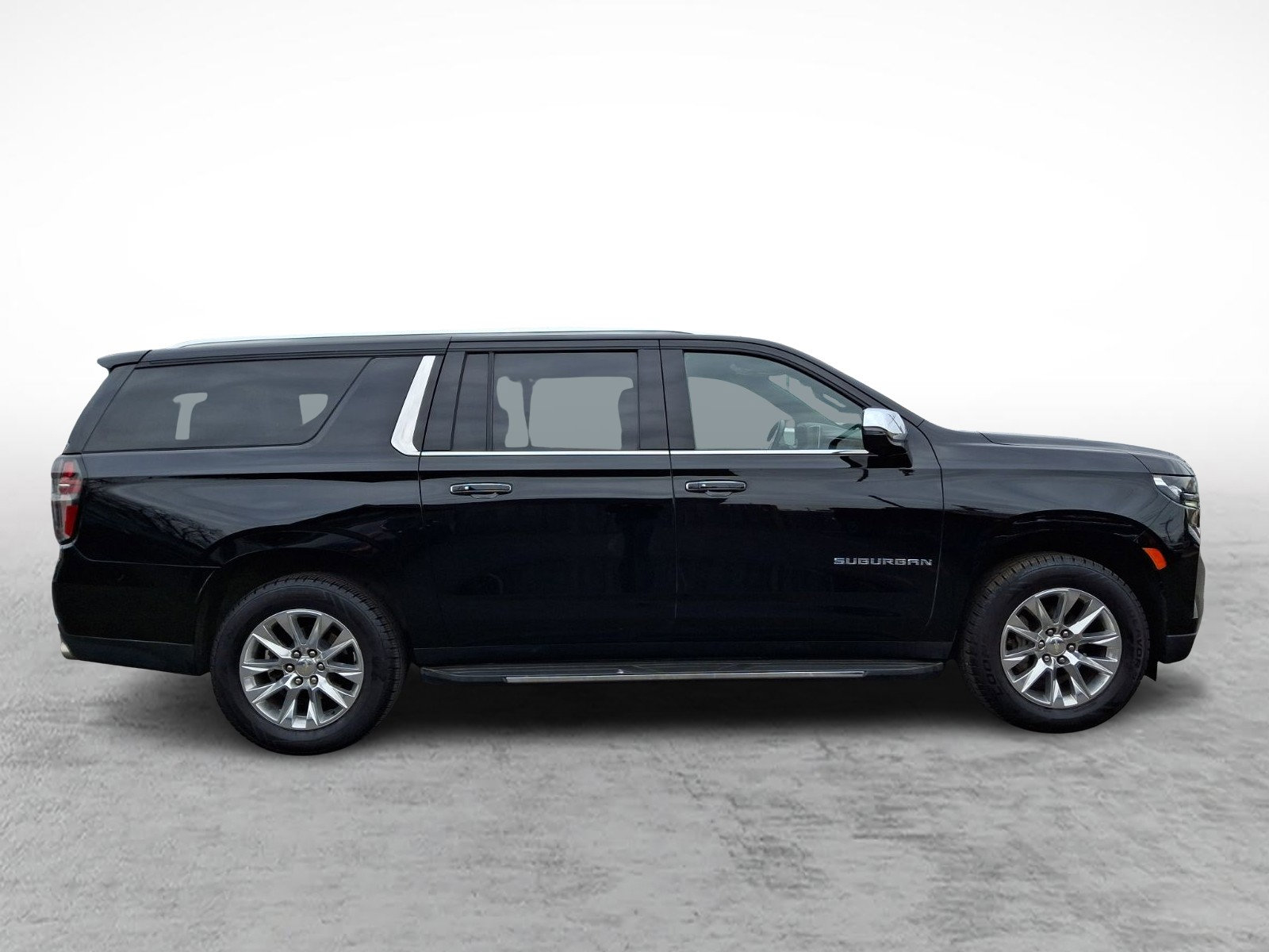 Used 2021 Chevrolet Suburban Premier image 7