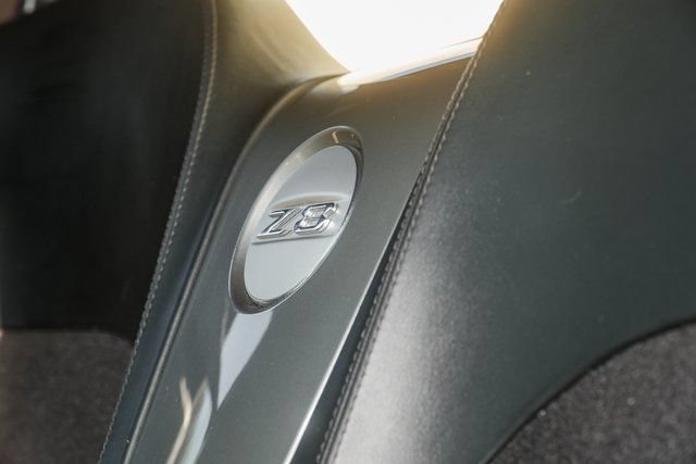 Used 2002 BMW Z8 RWD image 29