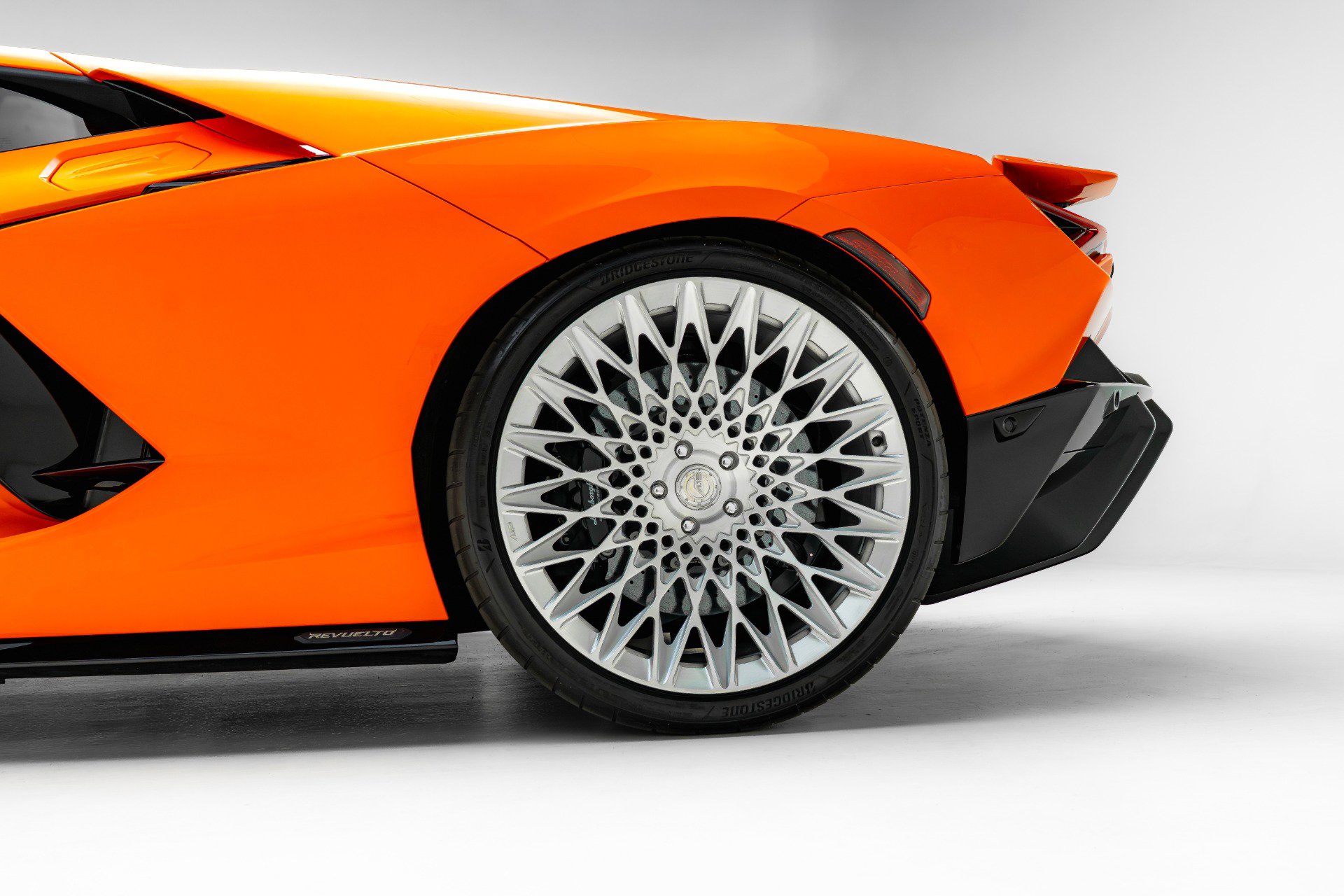 Used 2024 Lamborghini Revuelto AWD/4WD image 22