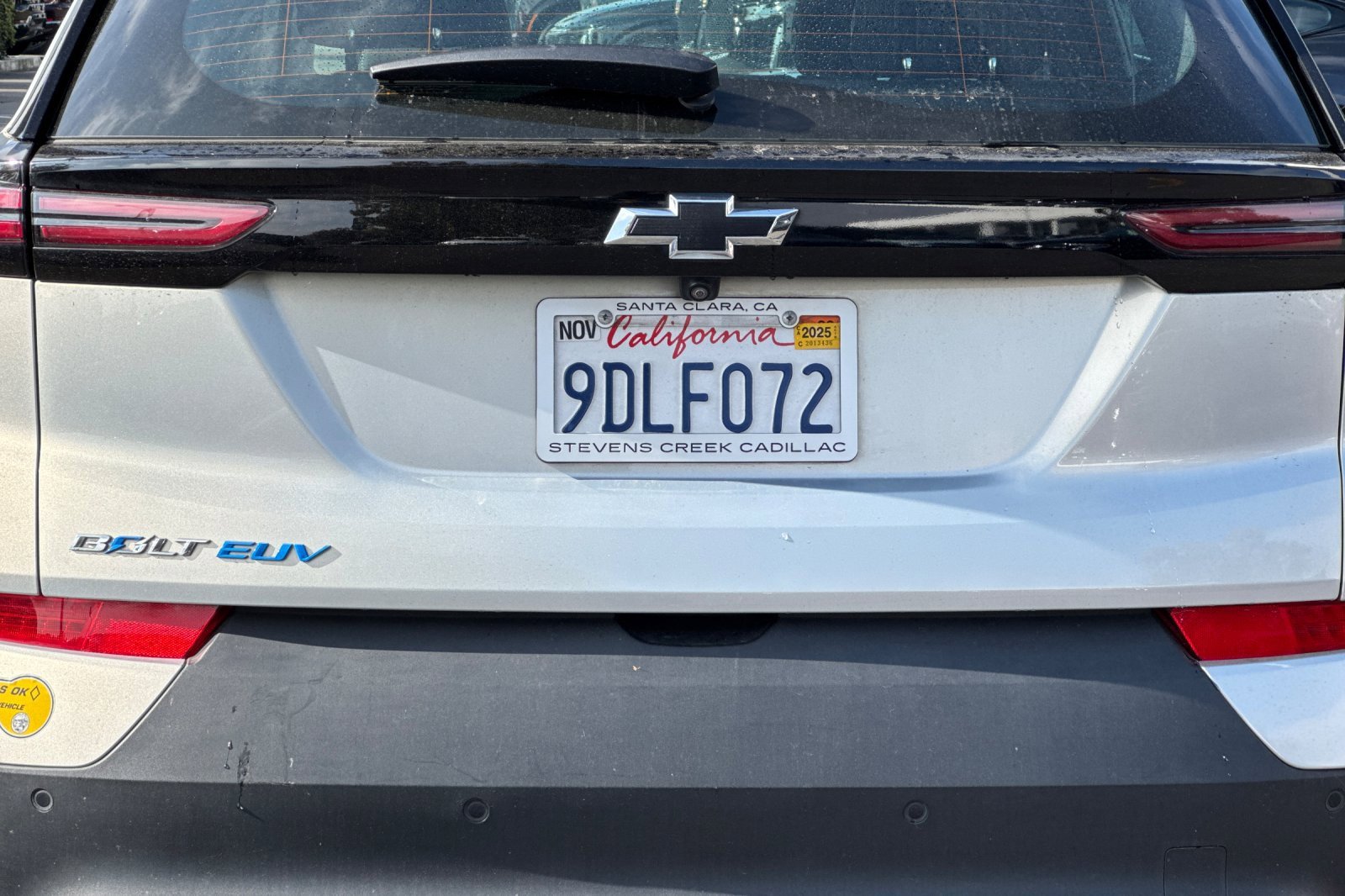 Used 2023 Chevrolet Bolt EUV LT w/ Comfort Package image 44