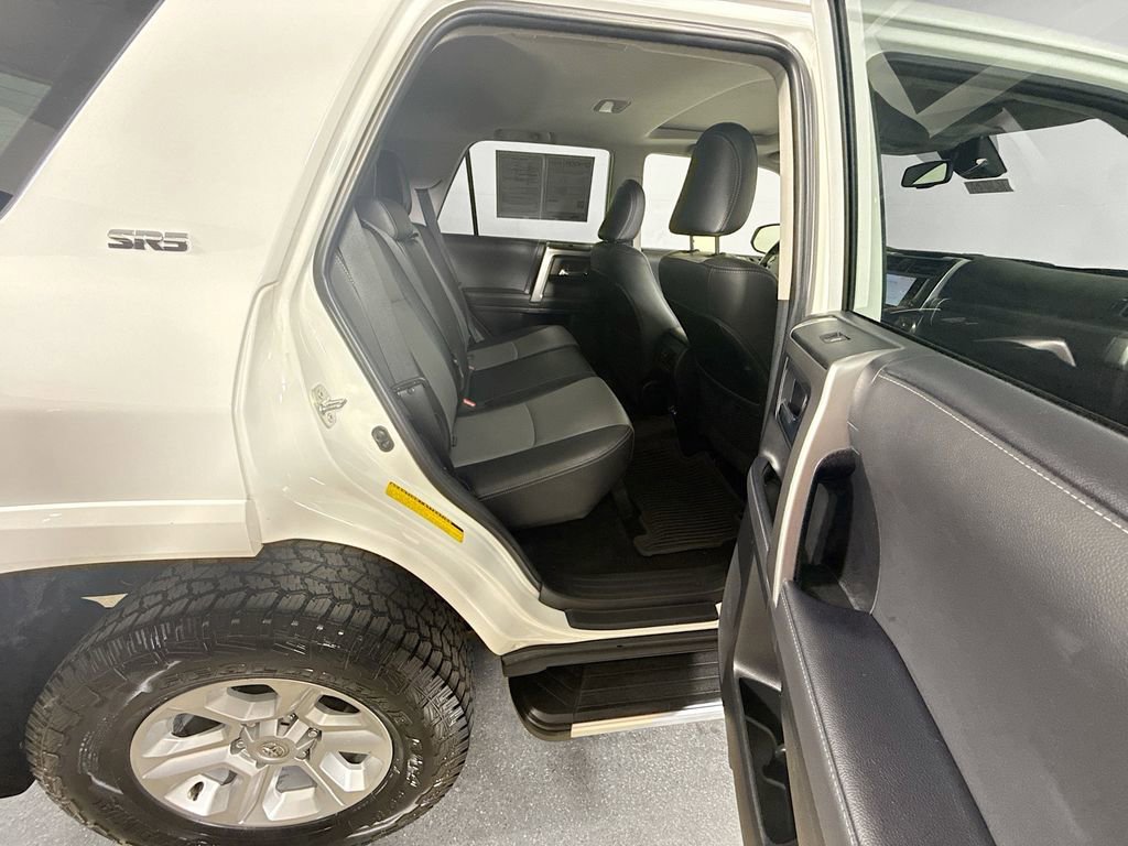 Used 2023 Toyota 4Runner SR5 Premium w/ Moonroof Package AWD/4WD image 25