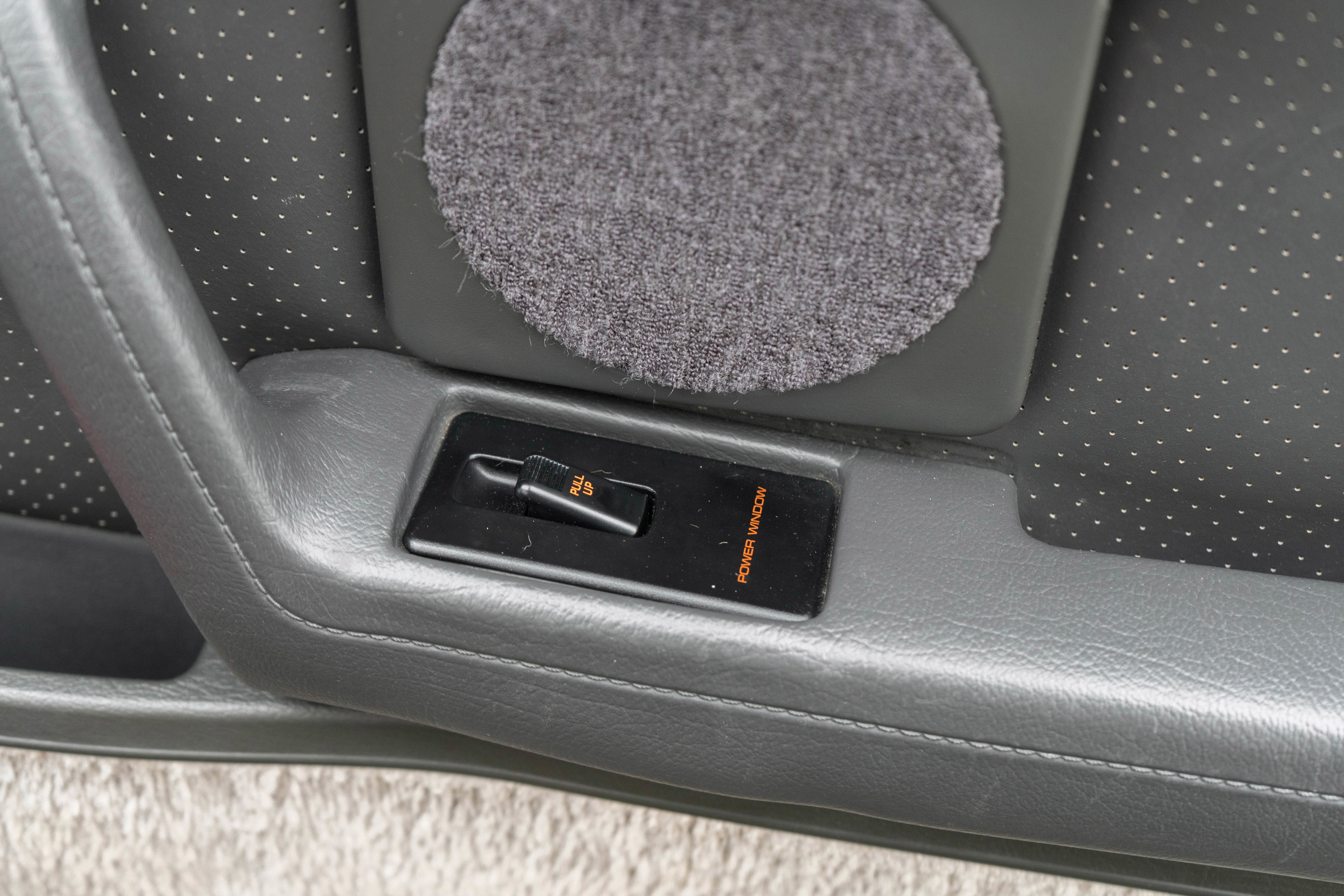 Used 1988 MAZDA RX-7 Convertible RWD image 27