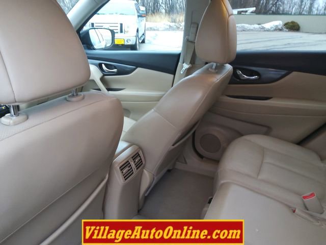 Used 2015 Nissan Rogue SL w/ SL Premium Package image 26