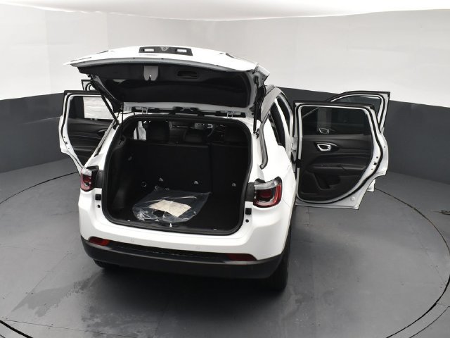 New 2026 Jeep Compass Limited AWD/4WD image 29