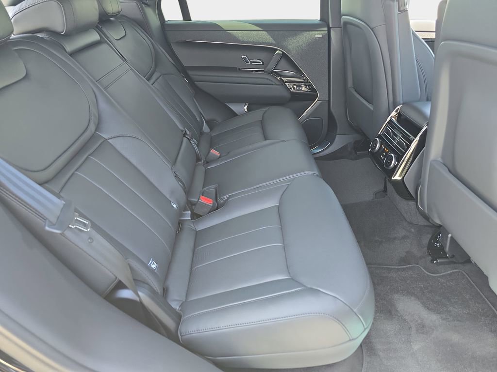New 2026 Land Rover Range Rover Sport Dynamic SE AWD/4WD image 11